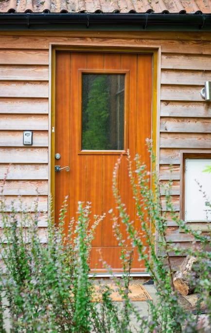Cosy Cottage On Banks Of River Wye Foy Exterior foto
